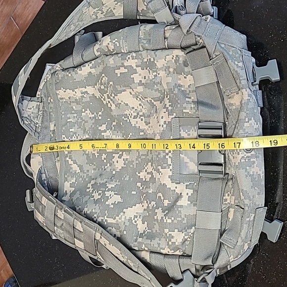 US Military Molle II Lightweight Load-Carrying Equipment Assault Pack - Picture 15 of 17